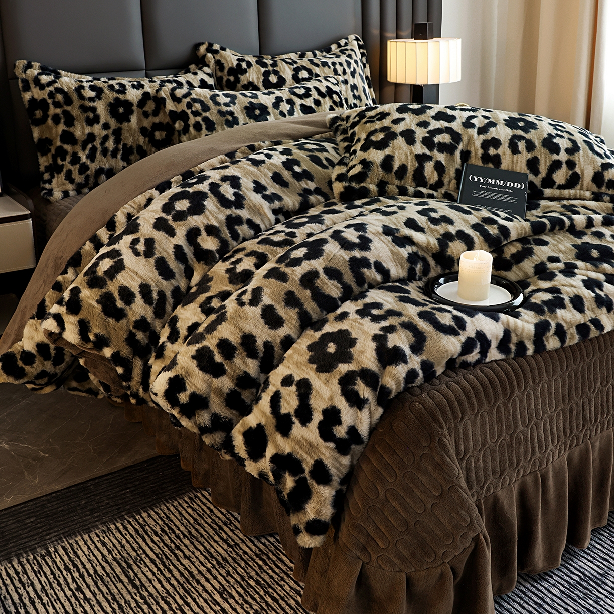 91家纺网 家纺一手货源 找家纺 提花大世界 2025新款轻奢法式加厚美拉德系列高克重兔绒牛奶绒床盖床单床笠款四件套 法式豹纹-咖