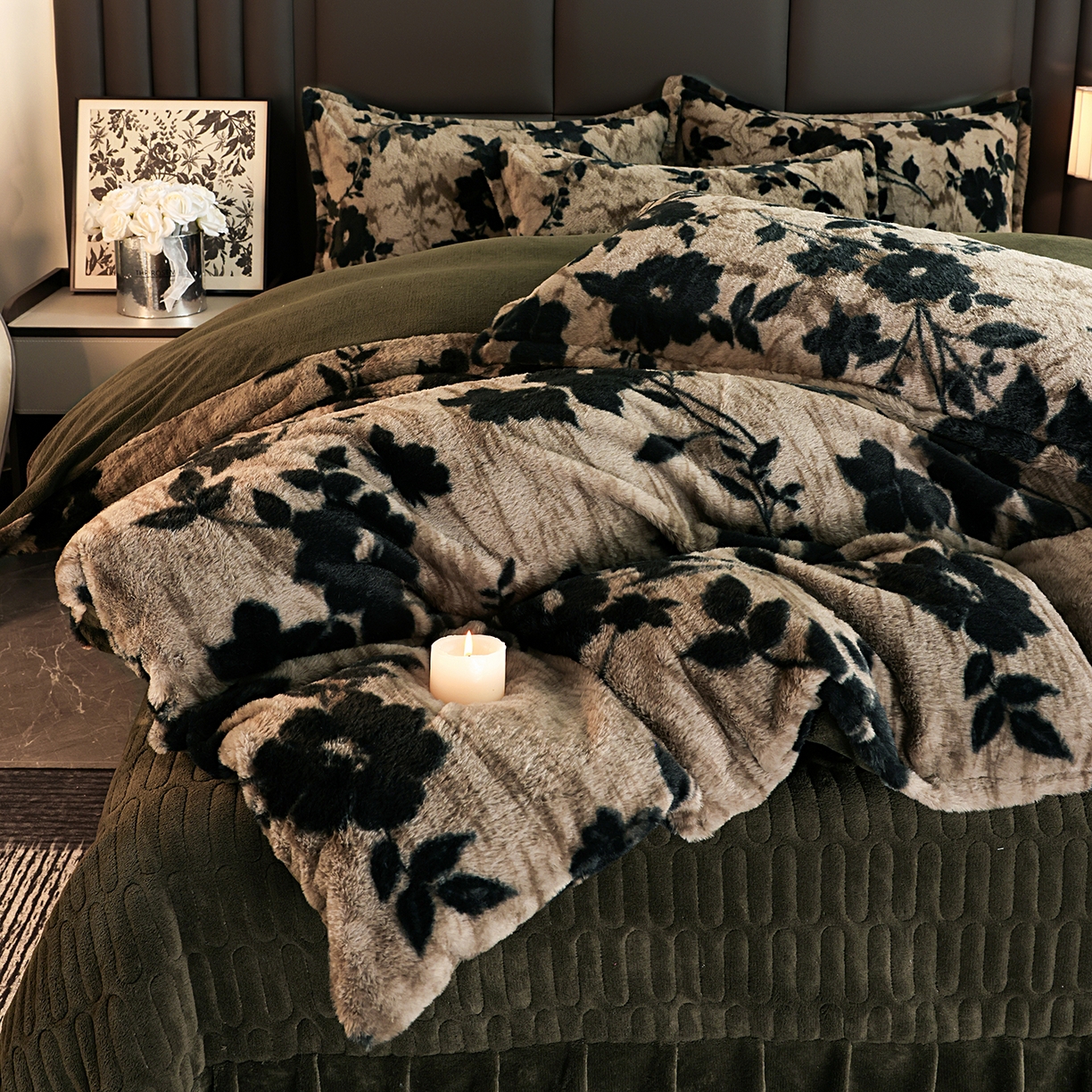 91家纺网 家纺一手货源 找家纺 提花大世界 2025新款轻奢法式加厚美拉德系列高克重兔绒牛奶绒床盖床单床笠款四件套 简爱-灰