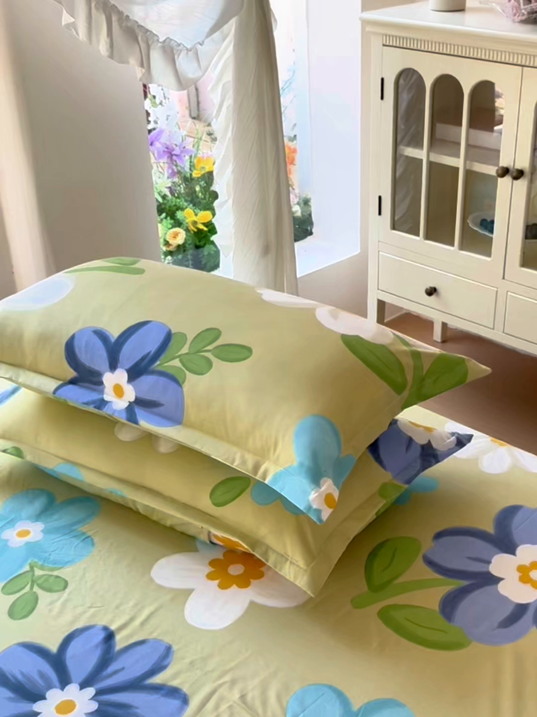 91家纺网 家纺一手货源 找家纺 梵巢 家纺芦荟棉枕套磨毛化纤枕套48*74cm 秘密花园