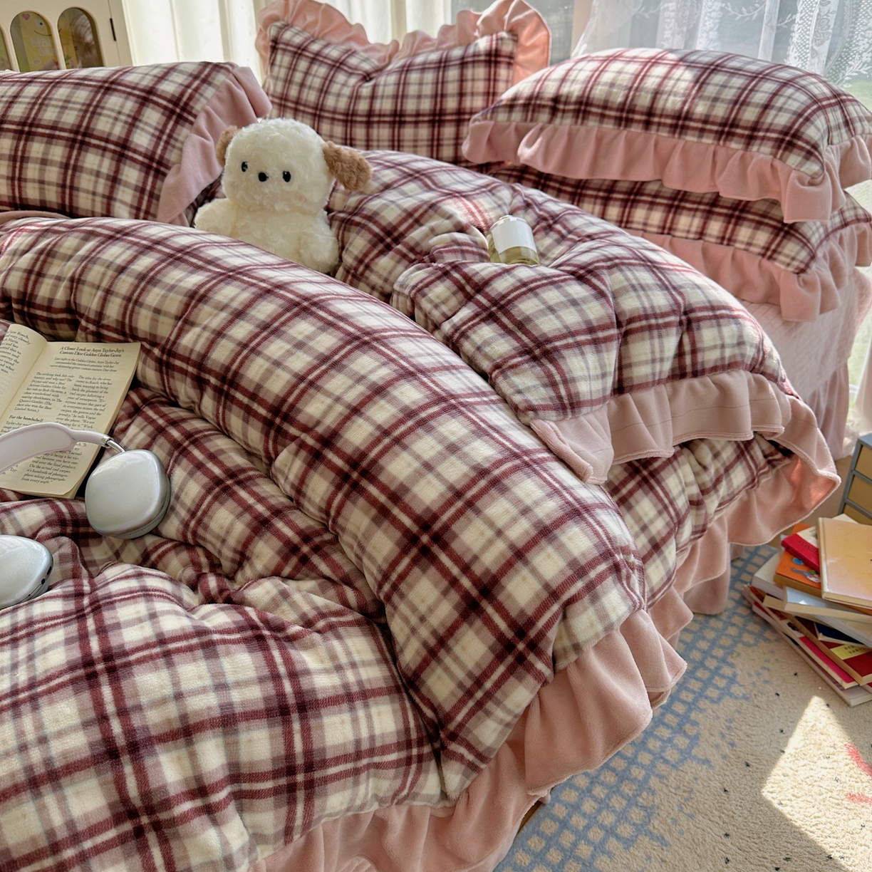 富米莱（原臻工厂） 2025秋冬保暖中古风格子牛奶绒花边床盖床单四件套 粉格