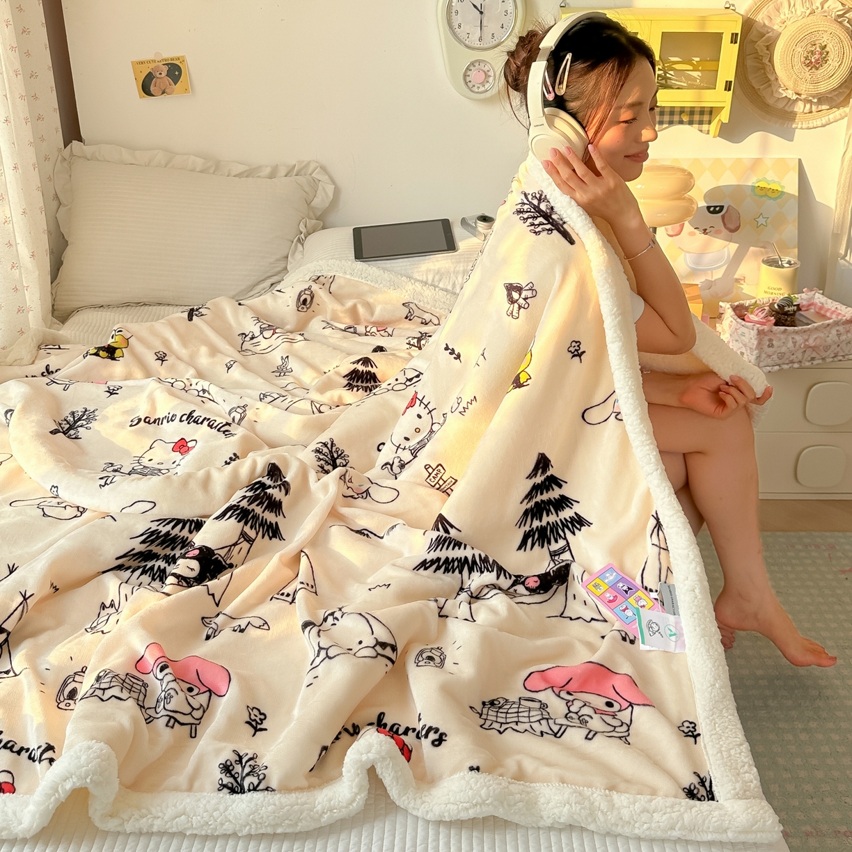 91家纺网 家纺一手货源 找家纺 韩巢家纺 2025秋冬新款A类牛奶绒羊羔绒多功能毛毯毯子 丽鸥宴会