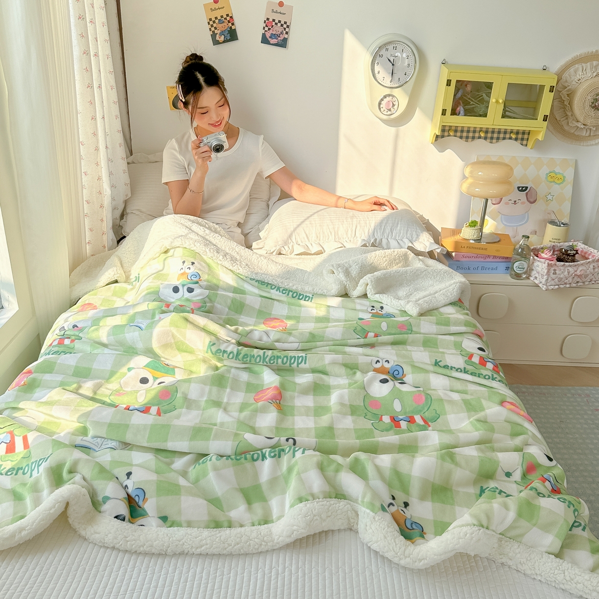 91家纺网 家纺一手货源 找家纺 韩巢家纺 2025秋冬新款A类牛奶绒羊羔绒多功能毛毯毯子 亲亲蛙蛙