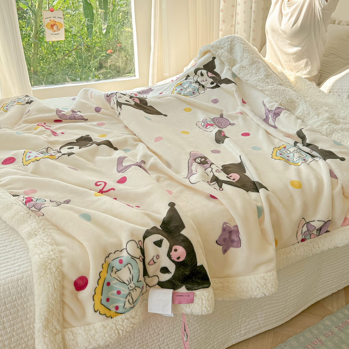 91家纺网 家纺一手货源 找家纺 韩巢家纺 2025秋冬新款A类牛奶绒羊羔绒多功能毛毯毯子 彩波波库洛米