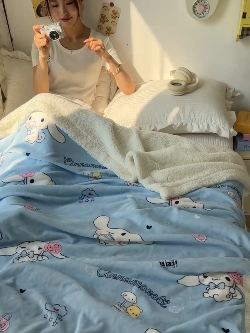 91家纺网 家纺一手货源 找家纺 韩巢家纺 2025秋冬新款A类牛奶绒羊羔绒多功能毛毯毯子 礼物玉桂狗