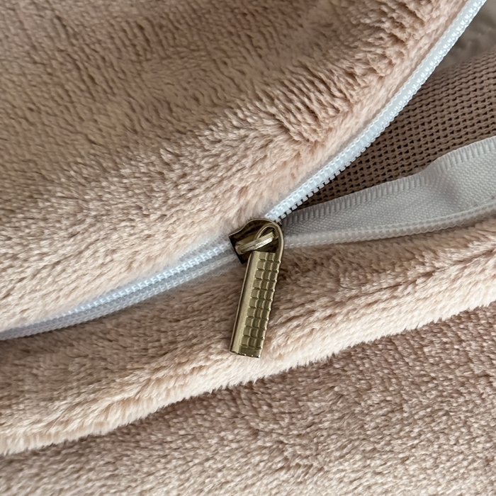 91家纺网 家纺一手货源 找家纺 （总）保罗圣迪奥 2025新款350克剪花牛奶绒四件套-三拼角蝴蝶