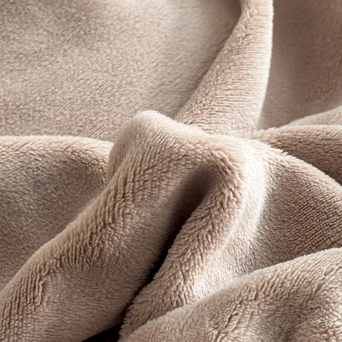 91家纺网 家纺一手货源 找家纺 （总）保罗圣迪奥 2025新款350克剪花牛奶绒四件套-三拼角蝴蝶