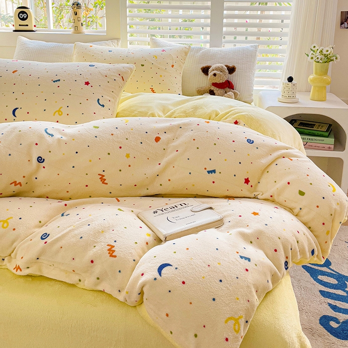 91家纺网 家纺一手货源 找家纺 （总）暖芯优选 2025新款小清新加厚高克重牛奶绒四件套直播热款电商热款