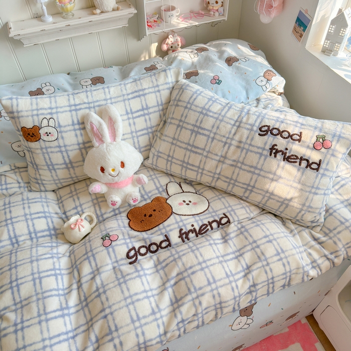 91家纺网 家纺一手货源 找家纺 Sweet dreams甜梦 2025新款全消光牛奶绒毛巾绣印花四件套 好朋友