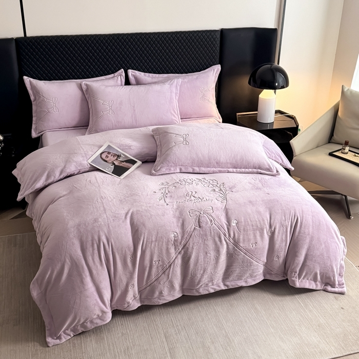 91家纺网 家纺一手货源 找家纺 （总）保罗圣迪奥 2025新款230克全消光牛奶绒四件套-沐夏