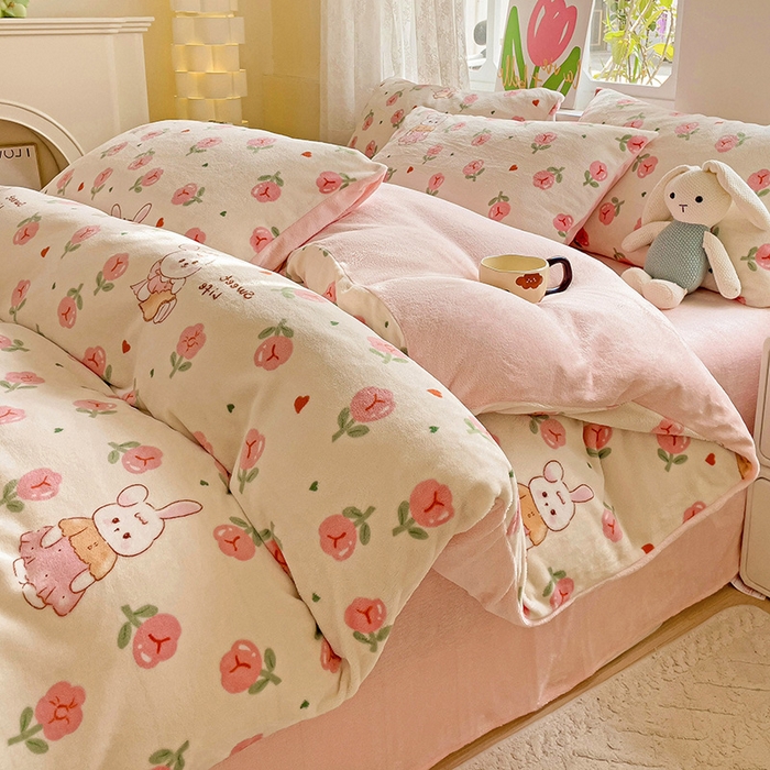 91家纺网 家纺一手货源 找家纺 （总）暖芯优选 2025新款小清新加厚高克重牛奶绒四件套直播热款电商热款