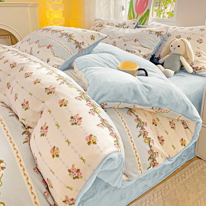 91家纺网 家纺一手货源 找家纺 （总）暖芯优选 2025新款小清新加厚高克重牛奶绒四件套直播热款电商热款