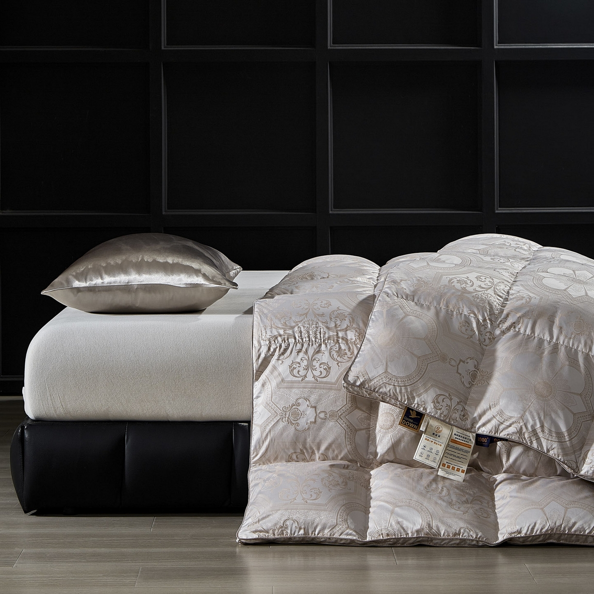 91家纺网 家纺一手货源 找家纺 （总）暖羽屋羽绒馆 2025新款400T95白鹅绒被芯 羽绒被双层加厚 静音鹅绒被芯 婚庆羽绒被子