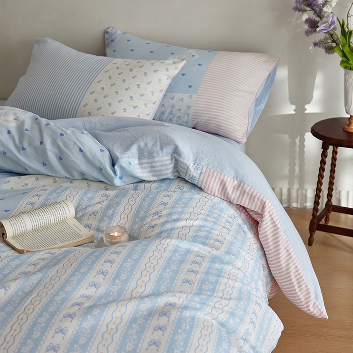 91家纺网 家纺一手货源 找家纺 安莱生活 2025新款A类母婴级全棉双层纱印花四件套--云羽织梦系列 云羽织梦-水蓝