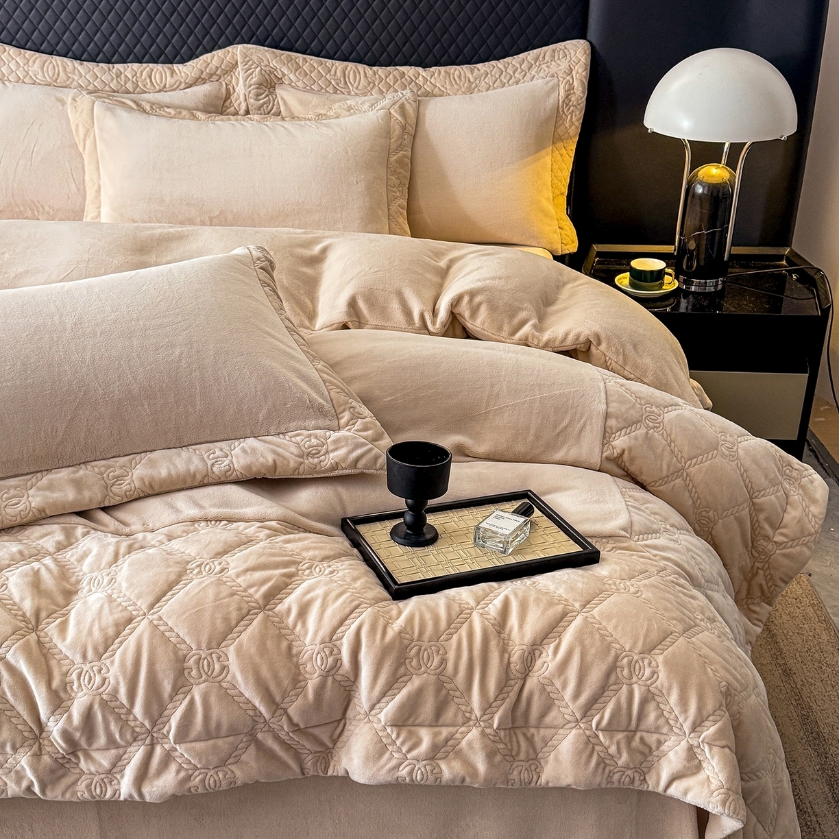 91家纺网 家纺一手货源 找家纺 （总）保罗圣迪奥 2025新款250克全消光抗绣工艺四件套-沐凡系列二