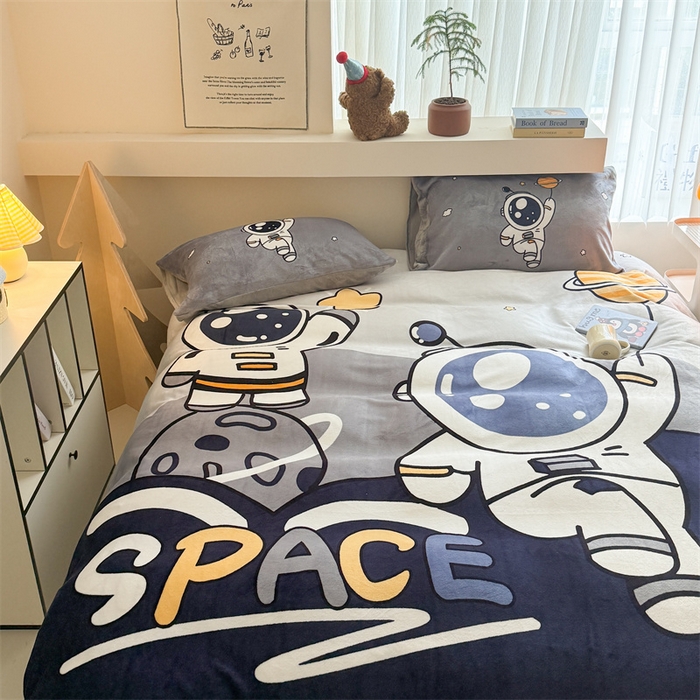 91家纺网 家纺一手货源 找家纺 （总）福来临家纺 2025秋冬新款亲肤舒适保暖加厚牛奶绒大版卡通四件套