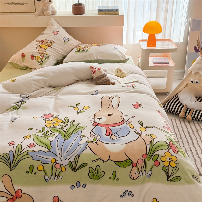 91家纺网 家纺一手货源 找家纺 福来临家纺 2025秋冬新款亲肤舒适保暖加厚牛奶绒大版卡通四件套 悠闲生活