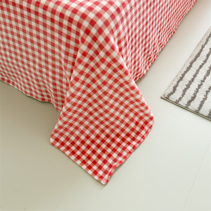 91家纺网 家纺一手货源 找家纺 福来临家纺 2025秋冬新款亲肤舒适保暖加厚牛奶绒大版卡通四件套 卡通公主