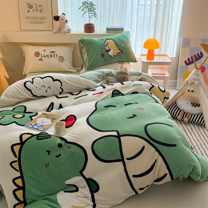 91家纺网 家纺一手货源 找家纺 福来临家纺 2025秋冬新款亲肤舒适保暖加厚牛奶绒大版卡通四件套 友爱龙龙