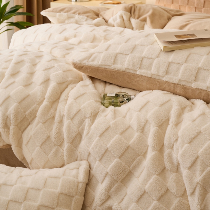 91家纺网 家纺一手货源 找家纺 （总）晨曦家纺 2025新款加厚230克塔芙绒牛奶绒四件套-初暖系列