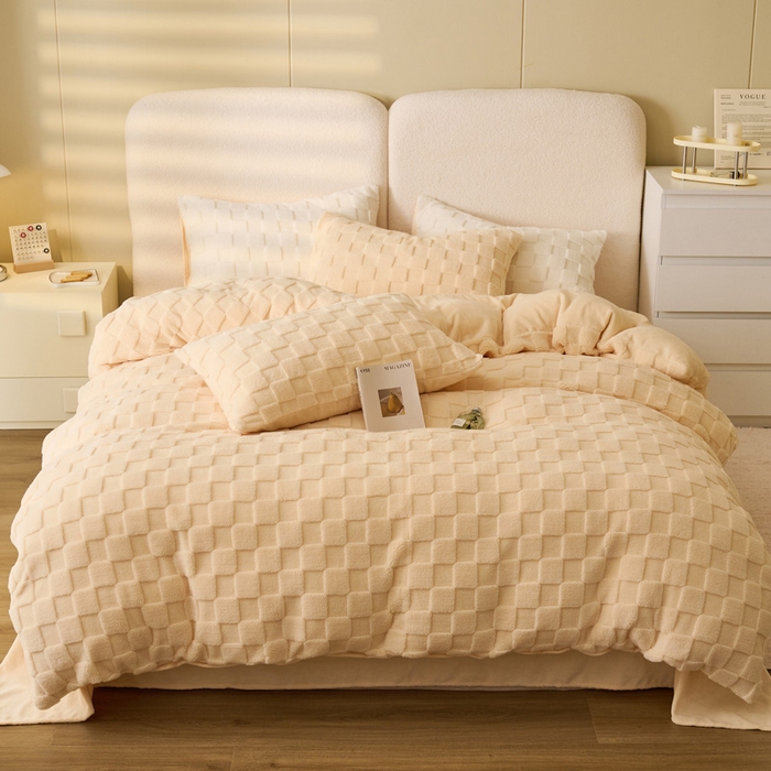 91家纺网 家纺一手货源 找家纺 晨曦家纺 2025新款加厚230克塔芙绒牛奶绒四件套-初暖系列 初暖-奶黄