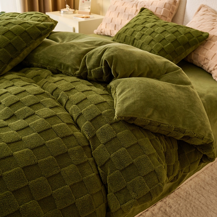 91家纺网 家纺一手货源 找家纺 晨曦家纺 2025新款加厚230克塔芙绒牛奶绒四件套-初暖系列 初暖-茶绿