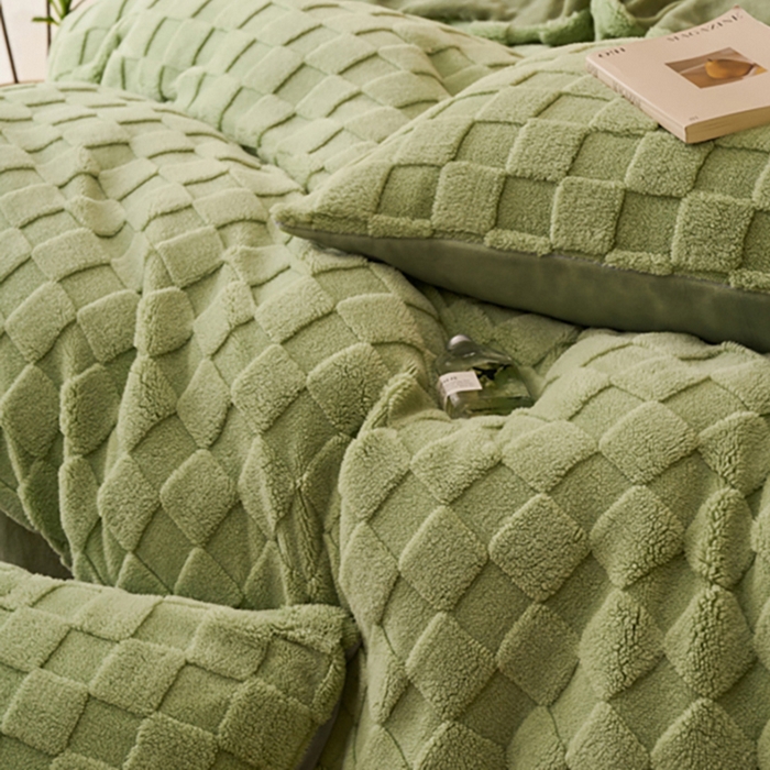 91家纺网 家纺一手货源 找家纺 晨曦家纺 2025新款加厚230克塔芙绒牛奶绒四件套-初暖系列 初暖-果绿