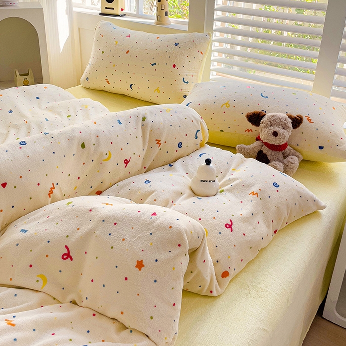 91家纺网 家纺一手货源 找家纺 暖芯优选 2025新款小清新加厚高克重牛奶绒四件套直播热款电商热款 彩虹堂