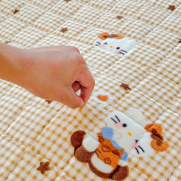 91家纺网 家纺一手货源 找家纺 澜妃 2025新款高克重牛奶绒可爱系床褥床护垫CHD CHD-可可猫星