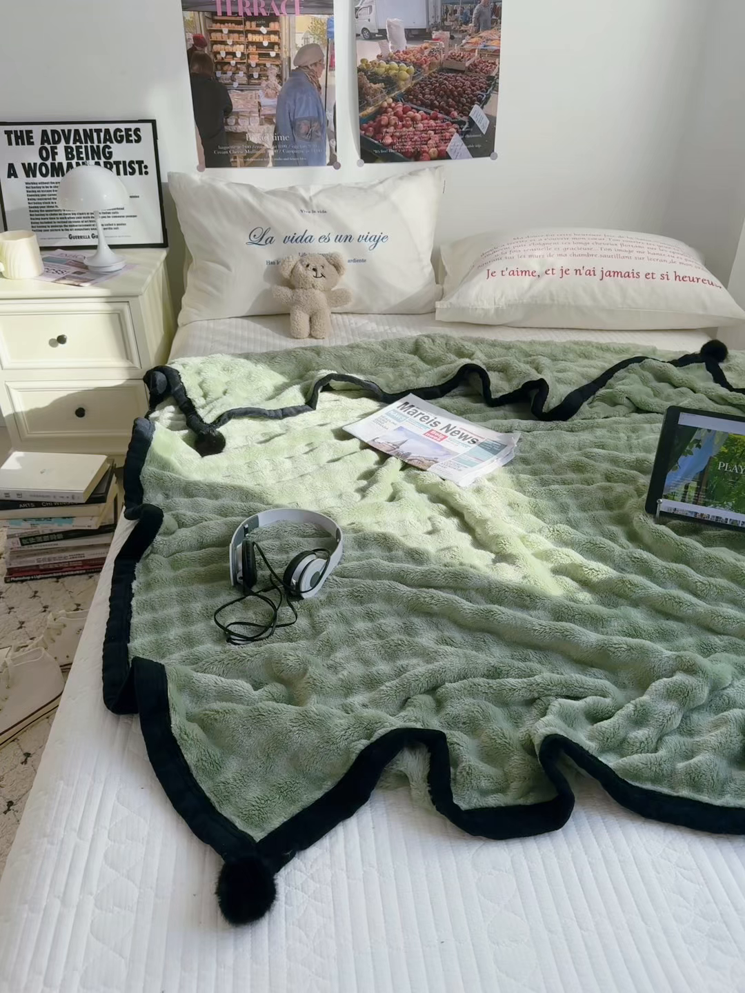 91家纺网 家纺一手货源 找家纺 小叮当家纺仓储工厂店 2025新款简约泡泡绒黑球包边毛毯毯子午睡毯 泡泡-绿