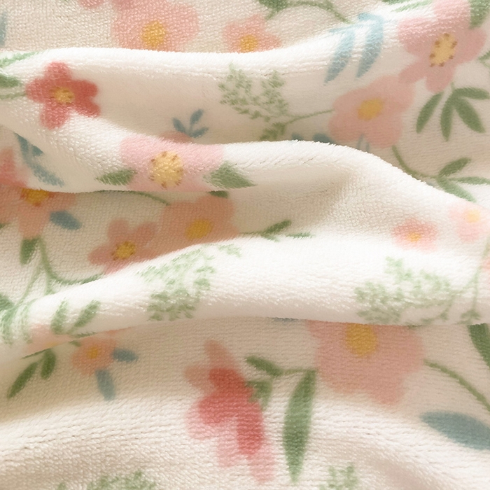 91家纺网 家纺一手货源 找家纺 暖芯优选 2025新款小清新加厚高克重牛奶绒四件套直播热款电商热款 幸运伙伴