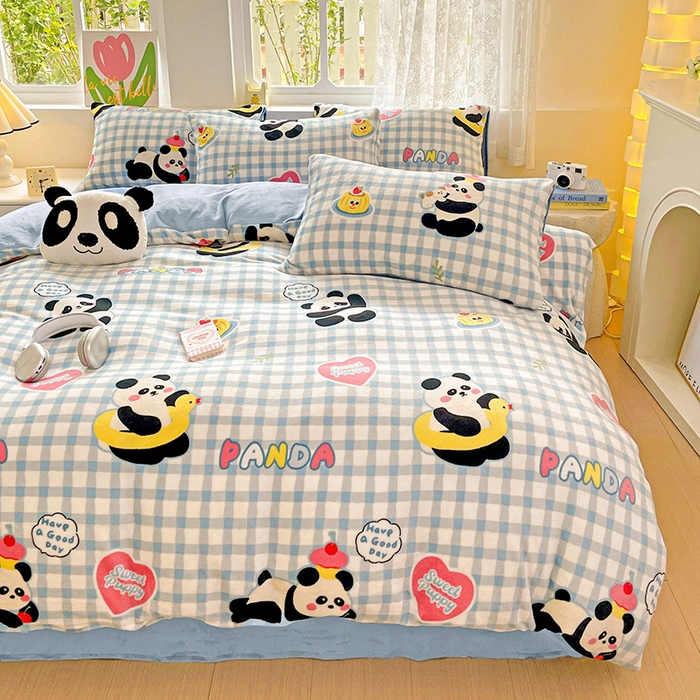 91家纺网 家纺一手货源 找家纺 暖芯优选 2025新款小清新加厚高克重牛奶绒四件套直播热款电商热款 熊猫花花