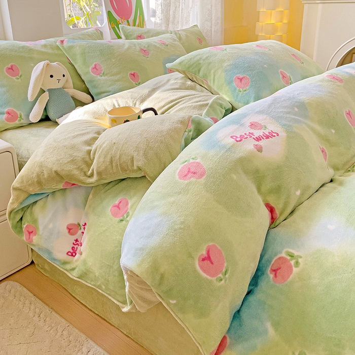 91家纺网 家纺一手货源 找家纺 暖芯优选 2025新款小清新加厚高克重牛奶绒四件套直播热款电商热款 云境