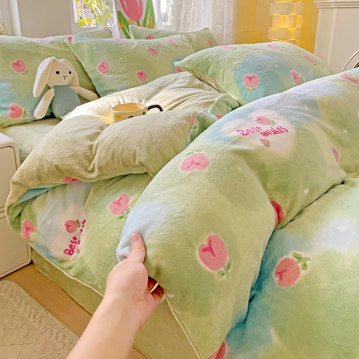 91家纺网 家纺一手货源 找家纺 暖芯优选 2025新款小清新加厚高克重牛奶绒四件套直播热款电商热款 云境