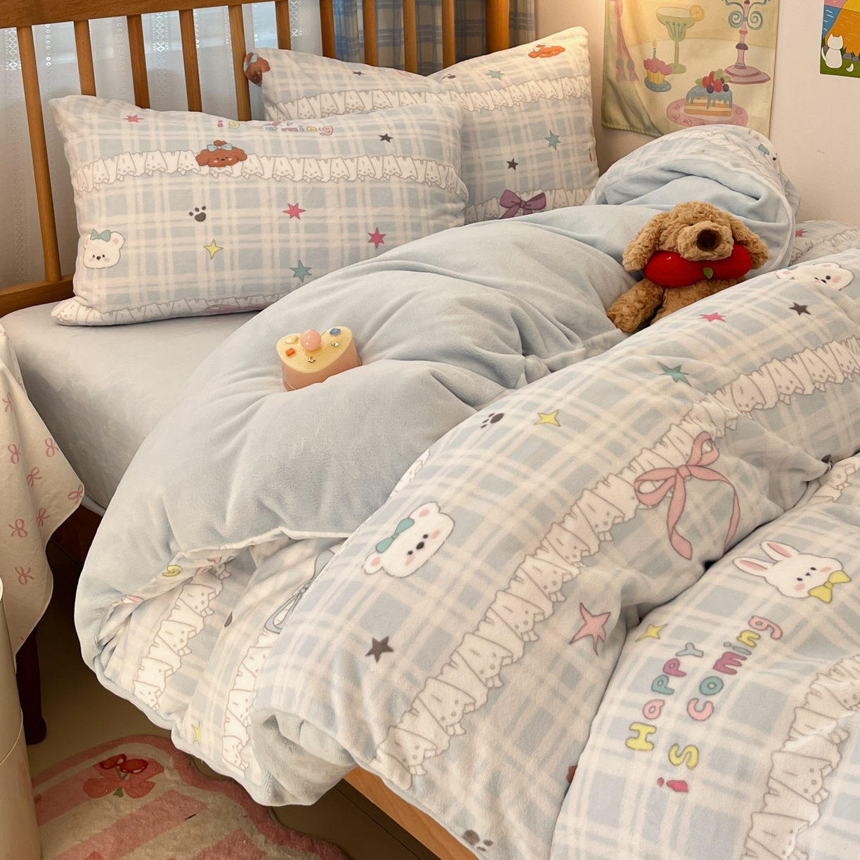 91家纺网 家纺一手货源 找家纺 小叮当家纺仓储工厂店 2025新款牛奶绒印花四件套 蕾丝萌境