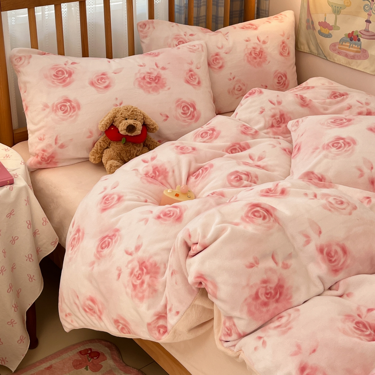 91家纺网 家纺一手货源 找家纺 小叮当家纺仓储工厂店 2025新款牛奶绒印花四件套 里巷