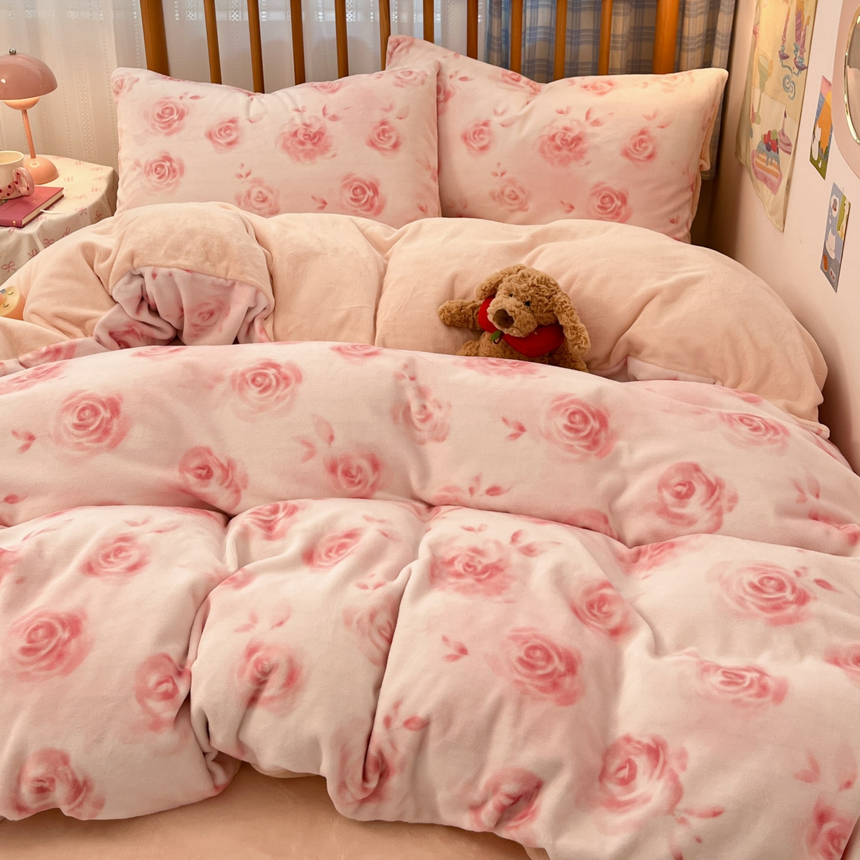 91家纺网 家纺一手货源 找家纺 小叮当家纺仓储工厂店 2025新款牛奶绒印花四件套 里巷