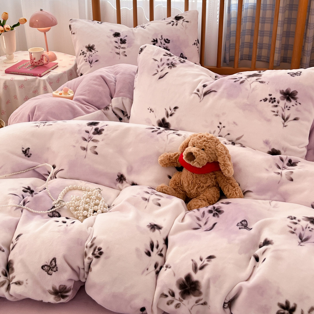 91家纺网 家纺一手货源 找家纺 小叮当家纺仓储工厂店 2025新款牛奶绒印花四件套 魅色佳人