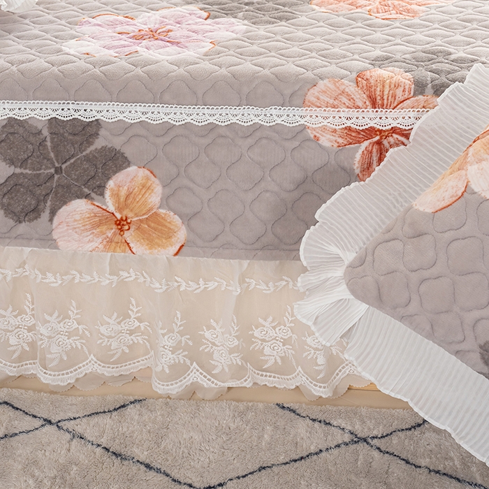 91家纺网 家纺一手货源 找家纺 冬然 2024新款牛奶绒床盖榻榻米床盖炕盖 朵朵花香