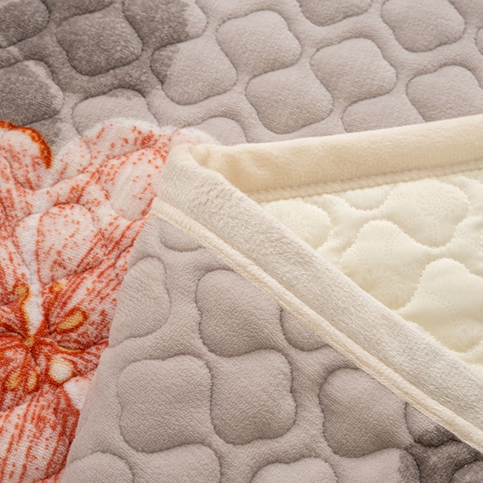 91家纺网 家纺一手货源 找家纺 冬然 2024新款牛奶绒床盖榻榻米床盖炕盖 朵朵花香