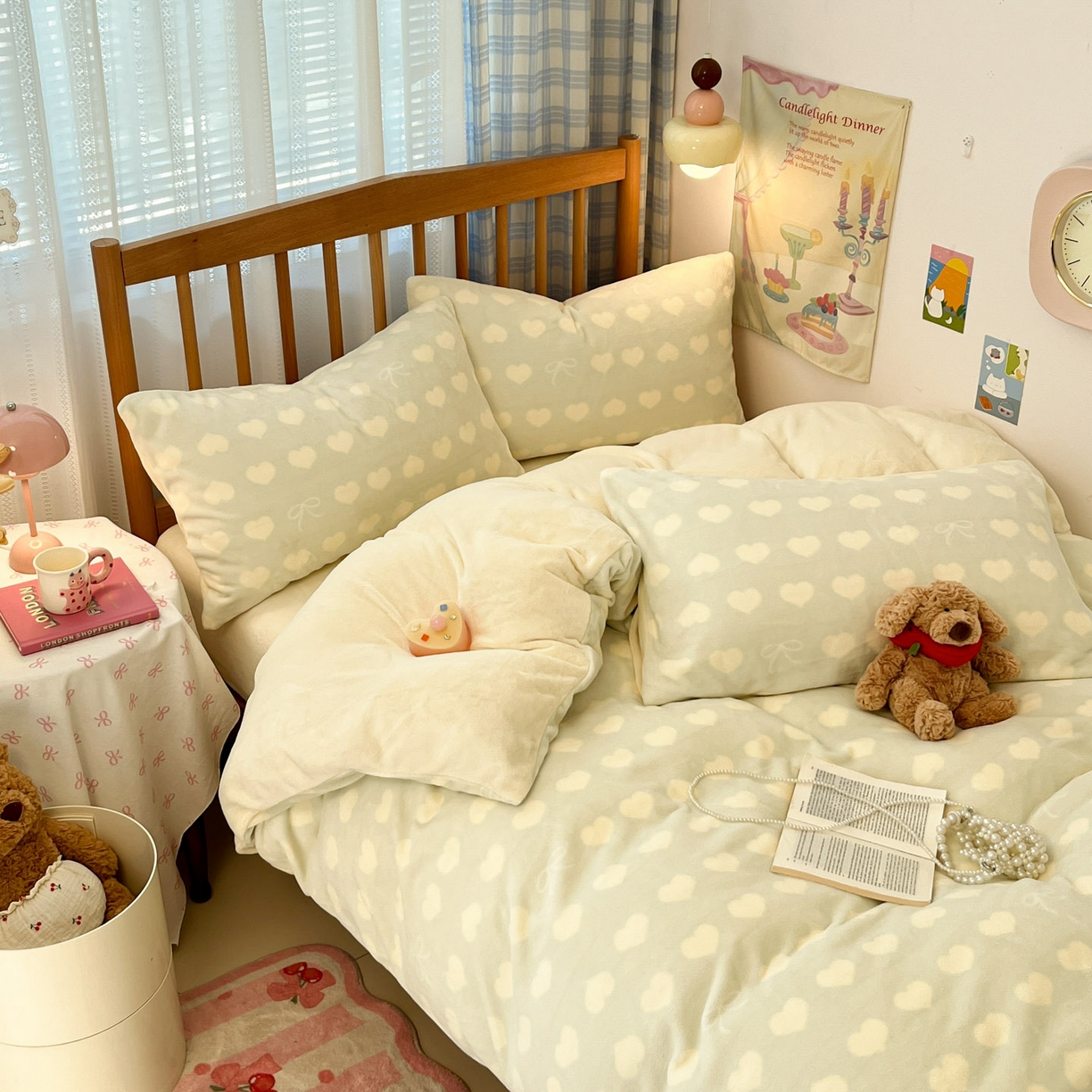 小叮当家纺仓储工厂店 2025新款牛奶绒印花四件套 爱心蝴蝶结