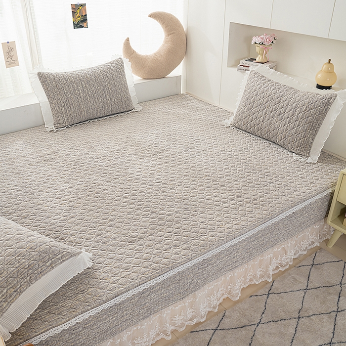 91家纺网 家纺一手货源 找家纺 冬然 2024新款牛奶绒床盖榻榻米床盖炕盖 肌理纹·灰