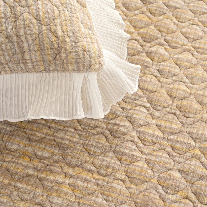 91家纺网 家纺一手货源 找家纺 冬然 2024新款牛奶绒床盖榻榻米床盖炕盖 肌理纹·咖