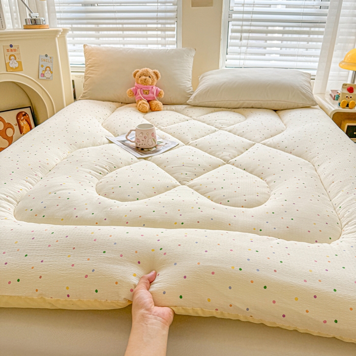 91家纺网 家纺一手货源 找家纺 （总）澜妃 2025新款云感皱皱纱双层纱软床垫单床褥床褥单品床护垫