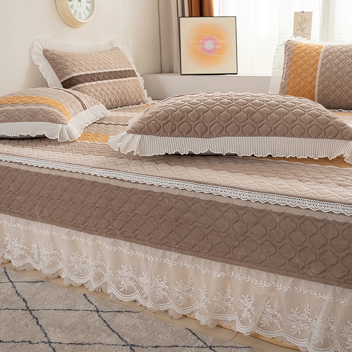 91家纺网 家纺一手货源 找家纺 冬然 2024新款牛奶绒床盖榻榻米床盖炕盖 经典条纹