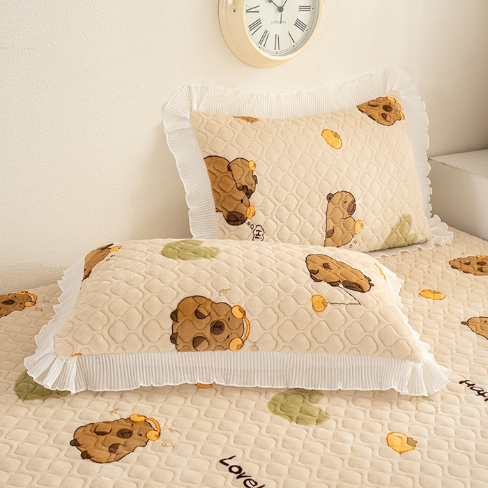 91家纺网 家纺一手货源 找家纺 冬然 2024新款牛奶绒床盖榻榻米床盖炕盖 卡皮巴拉