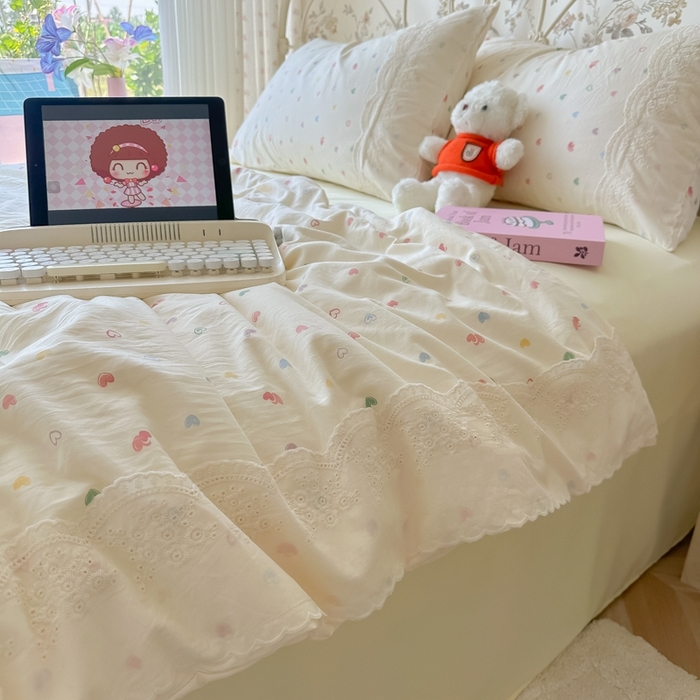 91家纺网 家纺一手货源 找家纺 澜妃 2025新款糯叽叽水洗棉全棉蕾丝花边-艾意系列 艾意-爱情手礼