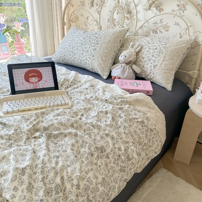 91家纺网 家纺一手货源 找家纺 澜妃 2025新款糯叽叽水洗棉全棉蕾丝花边-艾意系列 艾意-山月枇杷