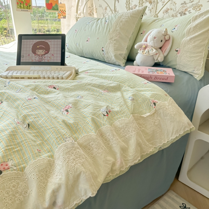 91家纺网 家纺一手货源 找家纺 澜妃 2025新款糯叽叽水洗棉全棉蕾丝花边-艾意系列 艾意-小狗心情