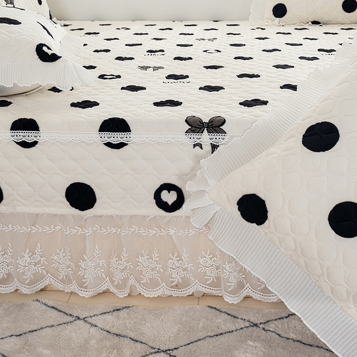 91家纺网 家纺一手货源 找家纺 冬然 2024新款牛奶绒床盖榻榻米床盖炕盖 幸运点点