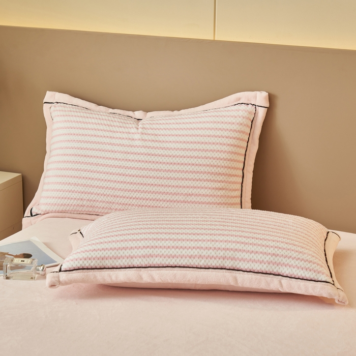 91家纺网 家纺一手货源 找家纺 晨曦家纺 2025新款加厚高克重230克贝贝绒牛奶绒四件套无印风菠萝格 贝贝绒-悠粉